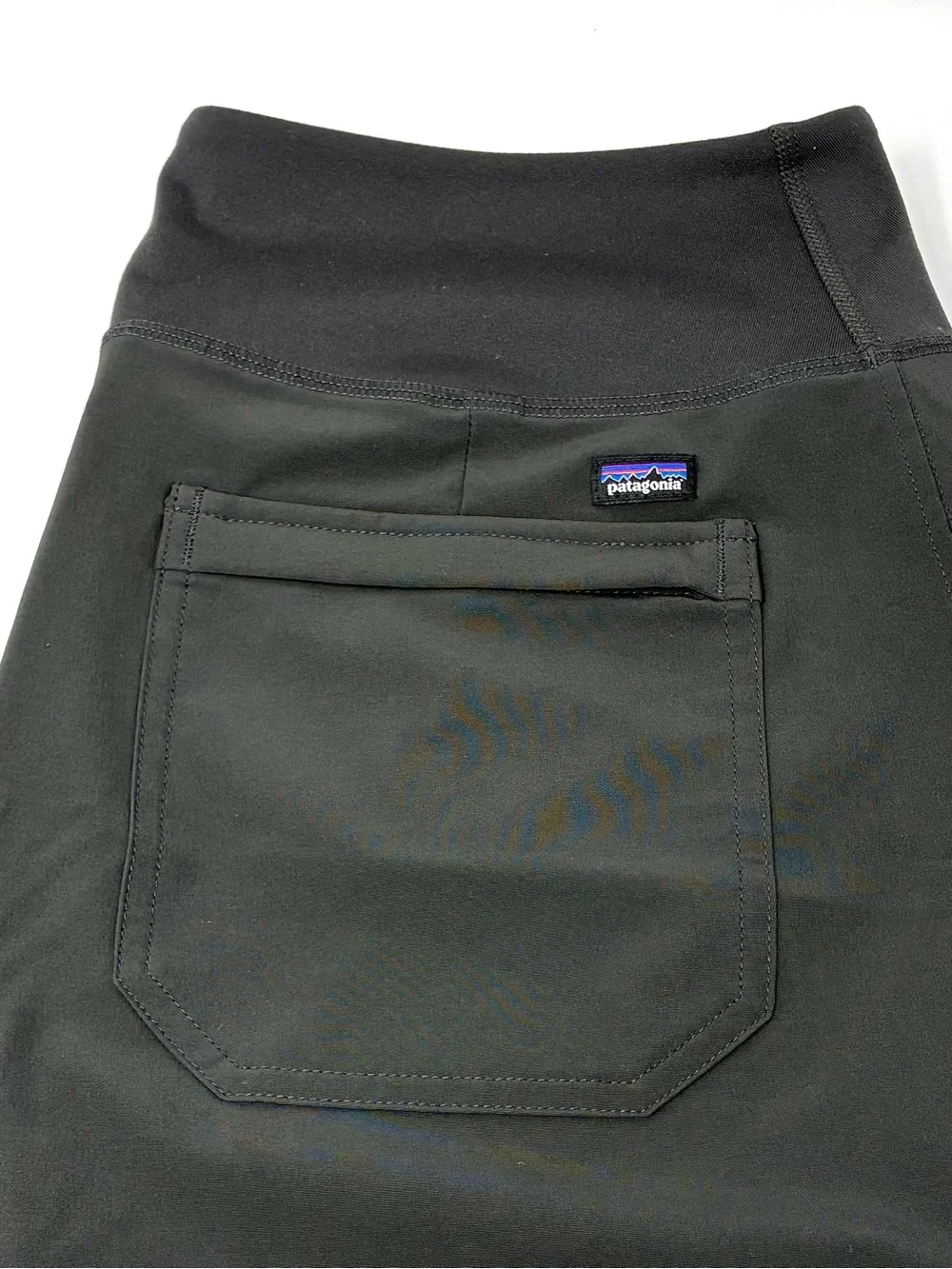 Patagonia Happy Hike Shorts Black Women’s SZ Medium Lightweight Clothing Stretch